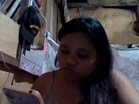 Snapshot of tender_amy chatting on 10.04.25 tender amy online show from 10.04.25