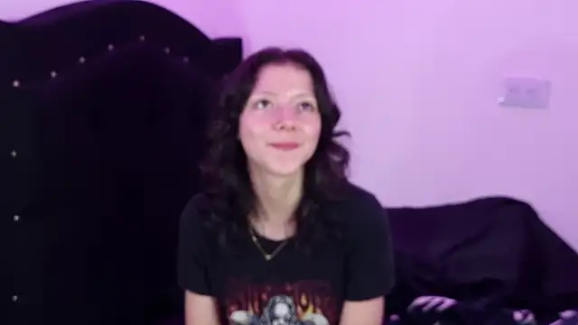 Lovers cave online show from 09.20.25