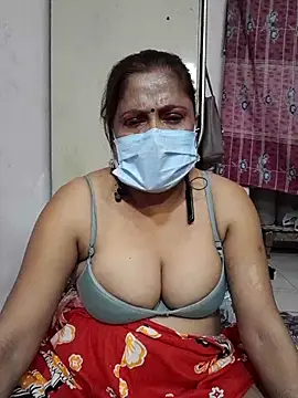 Snapshot of mature_mimi chatting on 10.10.25 mature mimi online show from 10.10.25