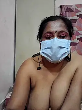 Snapshot of mature_mimi chatting on 02.13.26 mature mimi online show from 02.13.26