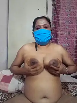 Snapshot of mature_mimi chatting on 02.24.26 mature mimi online show from 02.24.26