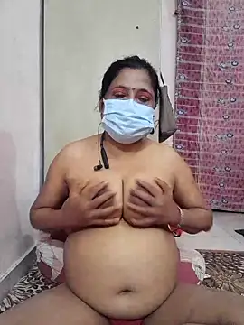 Snapshot of mature_mimi chatting on 02.28.26 mature mimi online show from 02.28.26