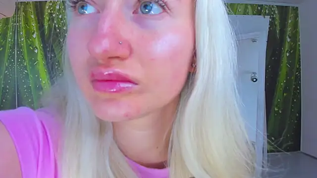 HollyTailors online show from 09.29.25