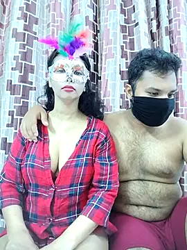 Snapshot of Samantaapu chatting on 10.25.25 Samantaapu online show from 10.25.25