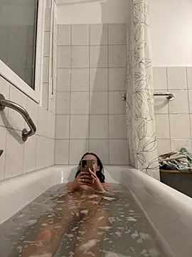 Emilia Mausi online show from 04.02.26