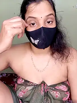 Rose-luckey online show from 11.11.25