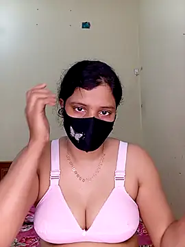 Rose-luckey online show from 12.20.25