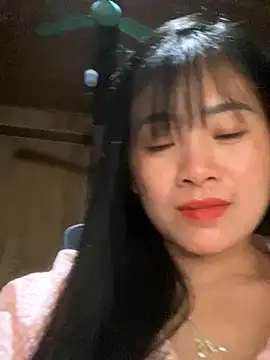 Snapshot of One-nice chatting on 10.14.25 One-nice online show from 10.14.25