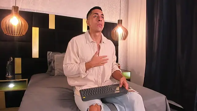 Lucio  Fox online show from 03.31.26