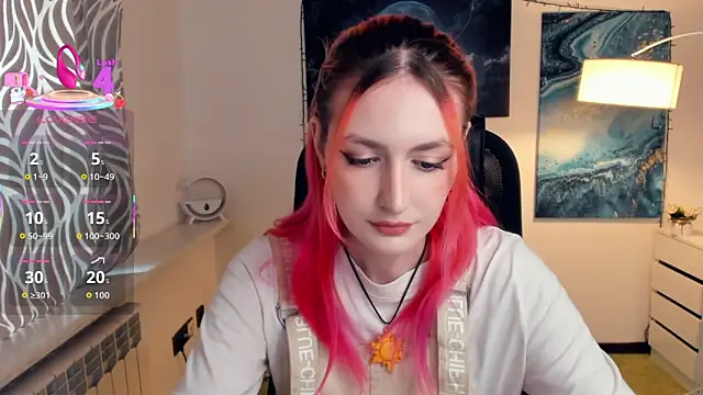 Snapshot of EasterBlink chatting on 10.12.25 EasterBlink online show from 10.12.25