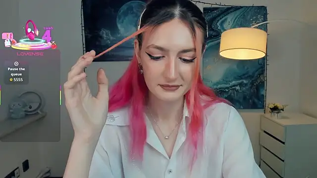 Snapshot of EasterBlink chatting on 11.02.25 EasterBlink online show from 11.02.25