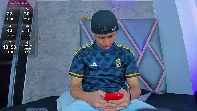  Leohot  online show from 02.20.26