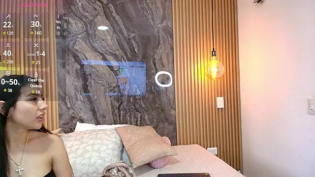 Snapshot of Alana-Jones chatting on 09.23.25 Alana-Jones online show from 09.23.25