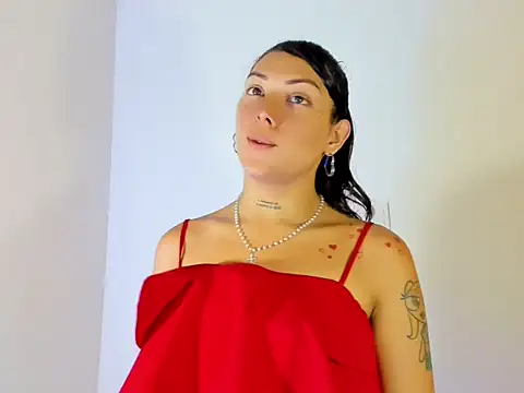 Megan Gil  online show from 09.09.25