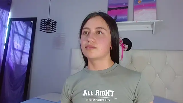 Snapshot of Zaaida_ chatting on 11.21.25 Zaaida online show from 11.21.25