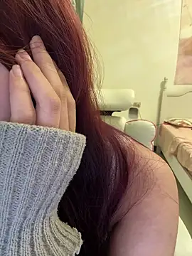 Snapshot of mimi9420 chatting on 10.15.25 mimi9420 online show from 10.15.25