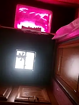 Dirtywhitebitch5150 online show from 09.19.25