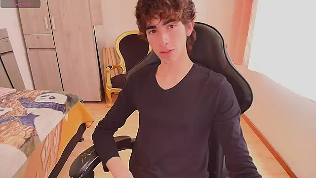 Nude Boy18 online show from 09.12.25