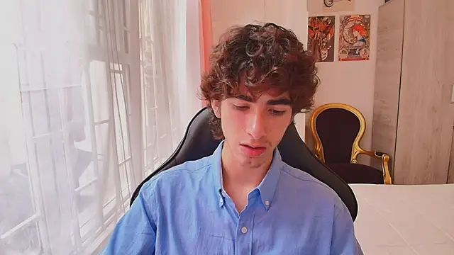 Nude Boy18 online show from 10.14.25