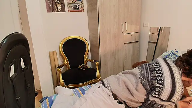 Nude Boy18 online show from 10.18.25