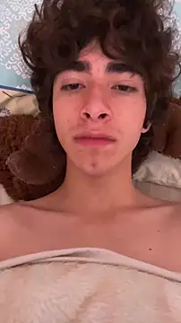 Nude Boy18 online show from 10.18.25