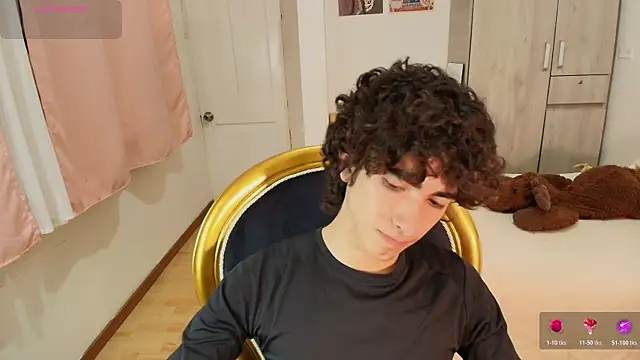 Nude Boy18 online show from 11.12.25