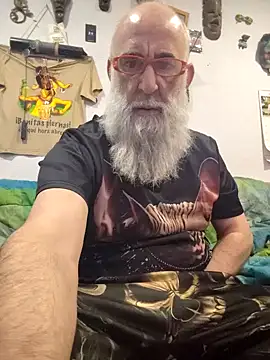 Snapshot of barbaszztop chatting on 02.25.26 barbaszztop online show from 02.25.26