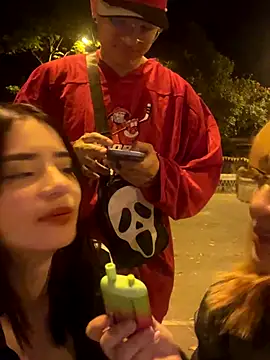 Snapshot of TheLevel69s chatting on 09.23.25 TheLevel69s online show from 09.23.25