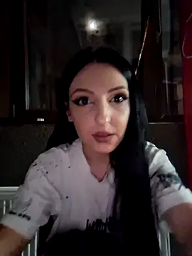 AllexyAle online show from 10.11.25