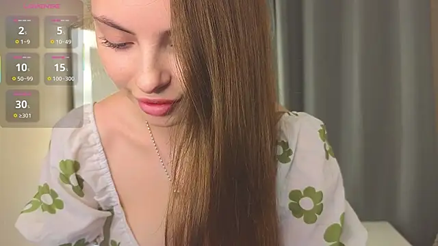 Snapshot of PhantomLace chatting on 09.23.25 PhantomLace online show from 09.23.25