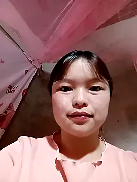 XoiXoi232 online show from 10.25.25