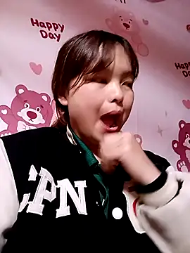 XoiXoi232 online show from 11.04.25