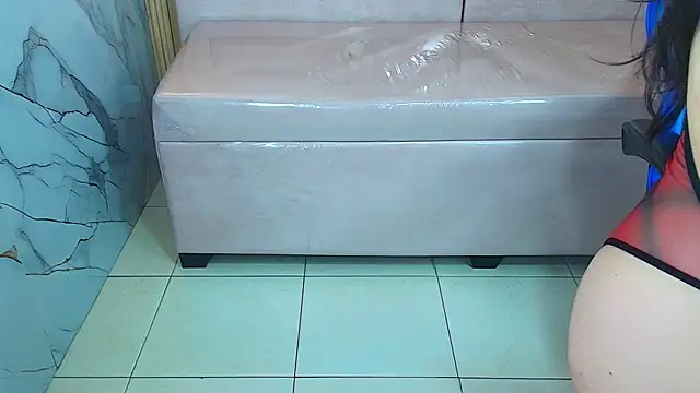 zoe r  online show from 10.03.25