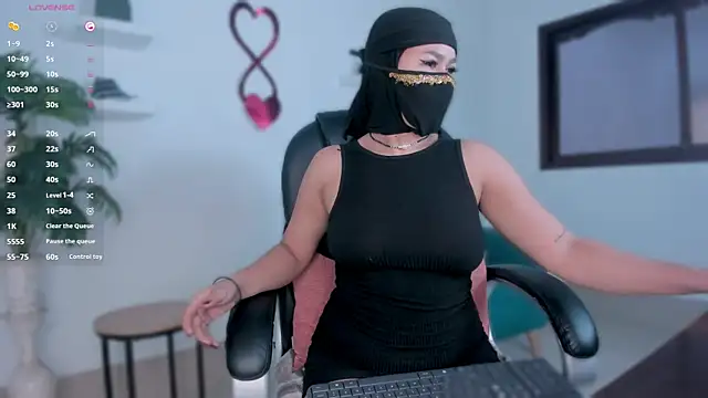 May hadi online show from 02.23.26