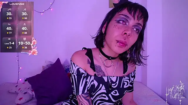 dark  nymph online show from 02.09.26