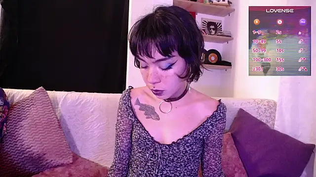 dark  nymph online show from 04.13.26