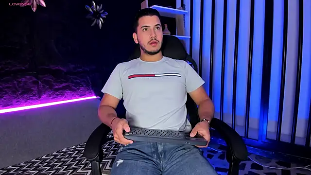 Axel grey  online show from 12.18.25