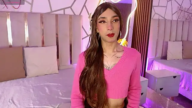 Snapshot of CYRUS_TAY chatting on 02.18.26 CYRUS TAY online show from 02.18.26