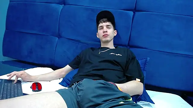 Jheampiiero online show from 10.16.25