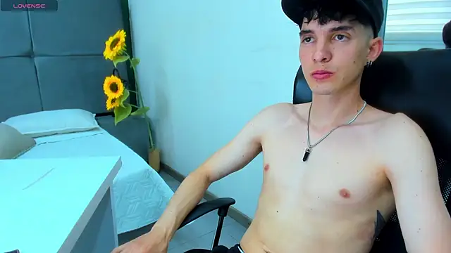 Jheampiiero online show from 04.11.26