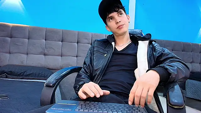 Jheampiiero online show from 05.20.26
