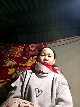 MaiHoa69 online show from 11.22.25