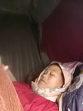 MaiHoa69 online show from 12.17.25