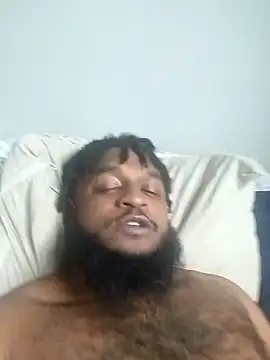 Snapshot of Longthickdick33 chatting on 11.06.25 Longthickdick33 online show from 11.06.25