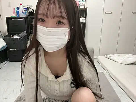 Snapshot of nano-da-u chatting on 10.24.25 nano-da-u online show from 10.24.25