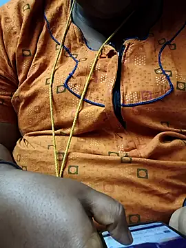 Snapshot of TAMIL_ELAKKIYA chatting on 12.19.25 TAMIL ELAKKIYA online show from 12.19.25