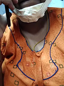 Snapshot of TAMIL_ELAKKIYA chatting on 02.09.26 TAMIL ELAKKIYA online show from 02.09.26