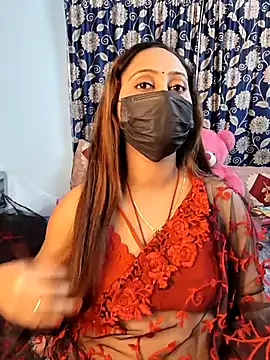 Snapshot of Cute-lusi chatting on 11.30.25 Cute-lusi online show from 11.30.25