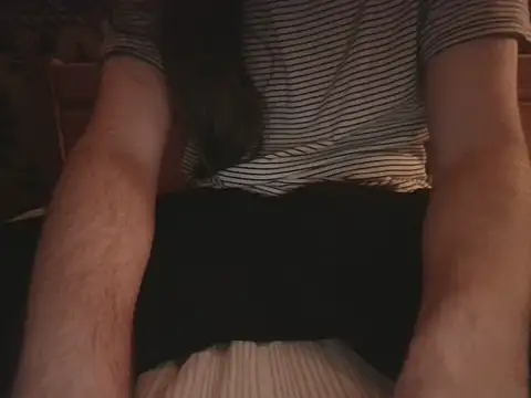 Snapshot of LunarKya chatting on 02.25.26 LunarKya online show from 02.25.26