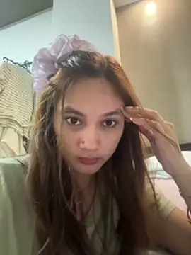 LanySylvia online show from 04.28.26